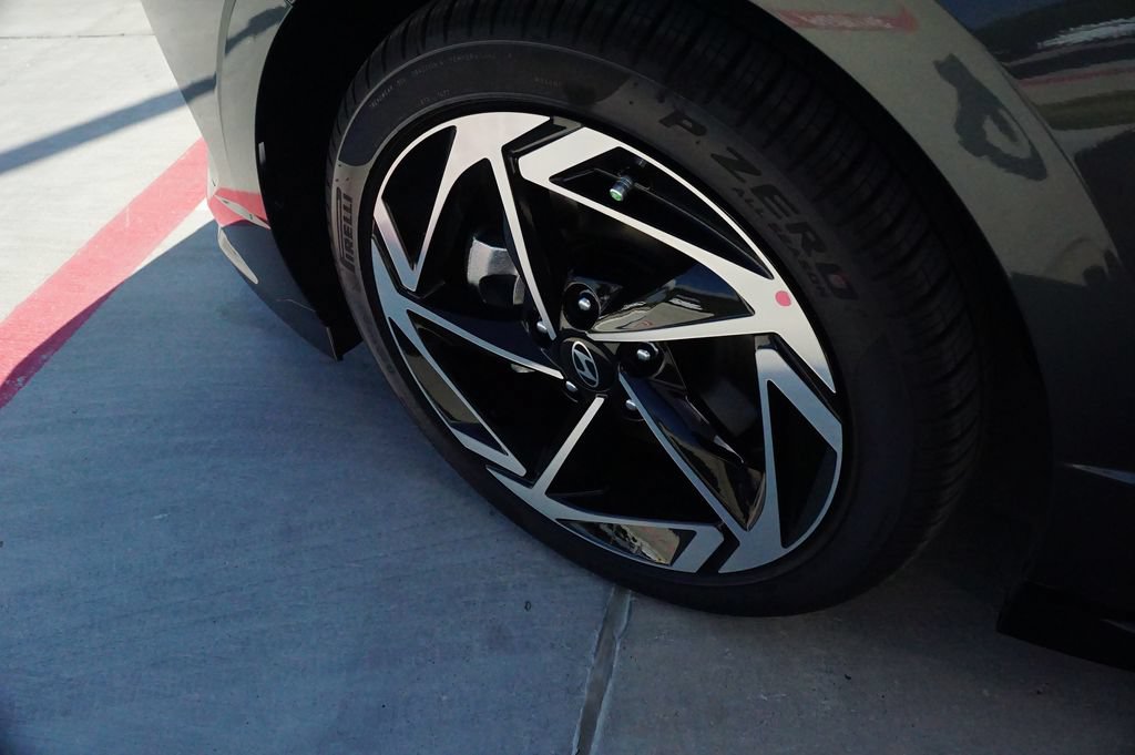 New 2026 Hyundai Sonata SEL FWD image 8