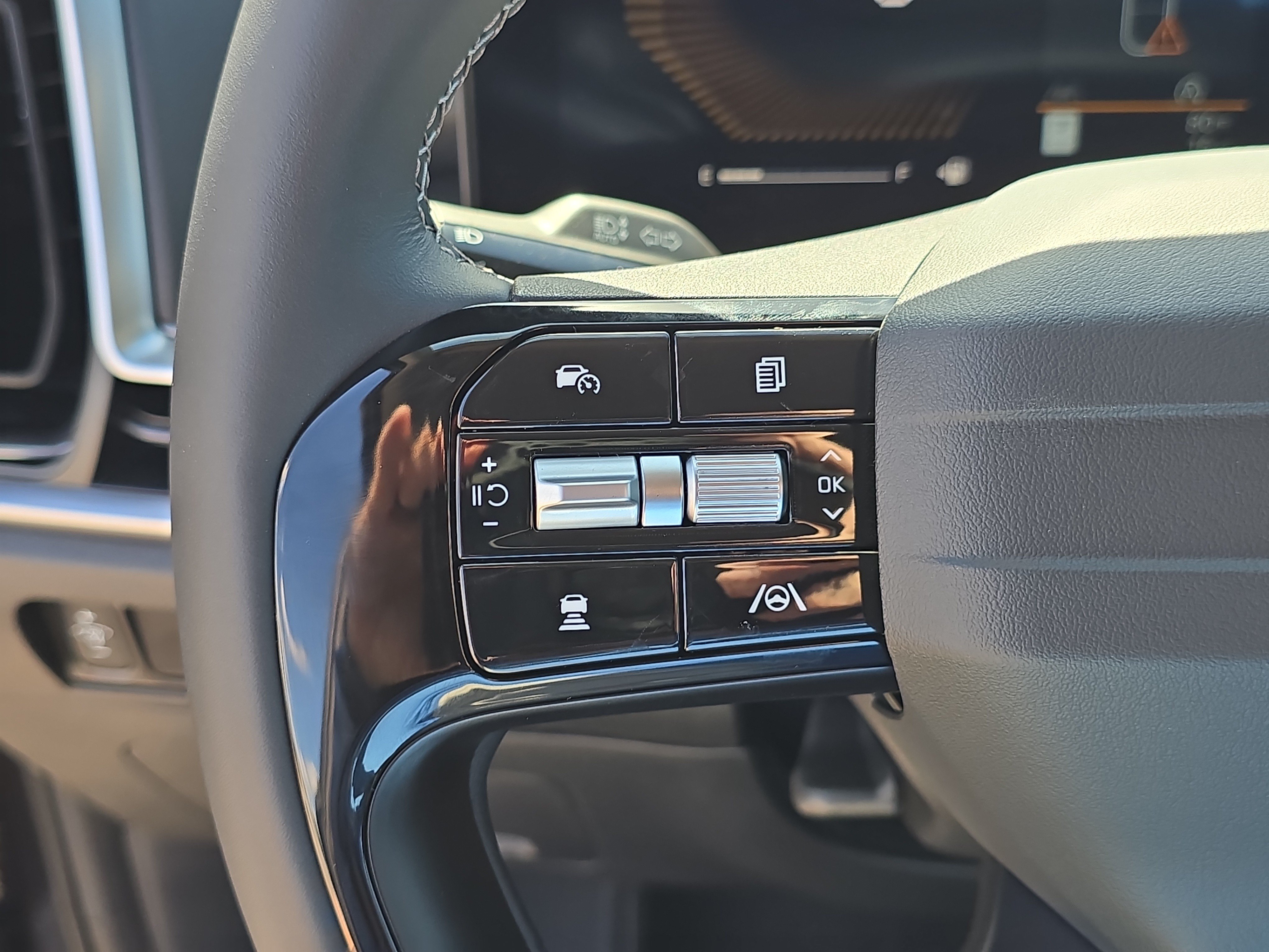 New 2026 Kia Sorento LX FWD image 28