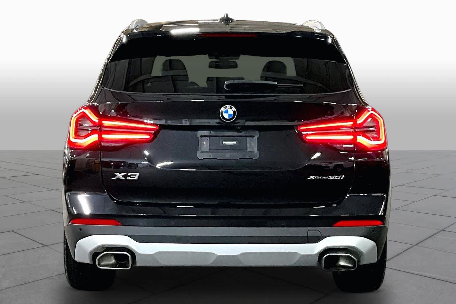 Used 2022 BMW X3 xDrive30i w/ Premium Package 2 (ZPA) AWD/4WD image 5