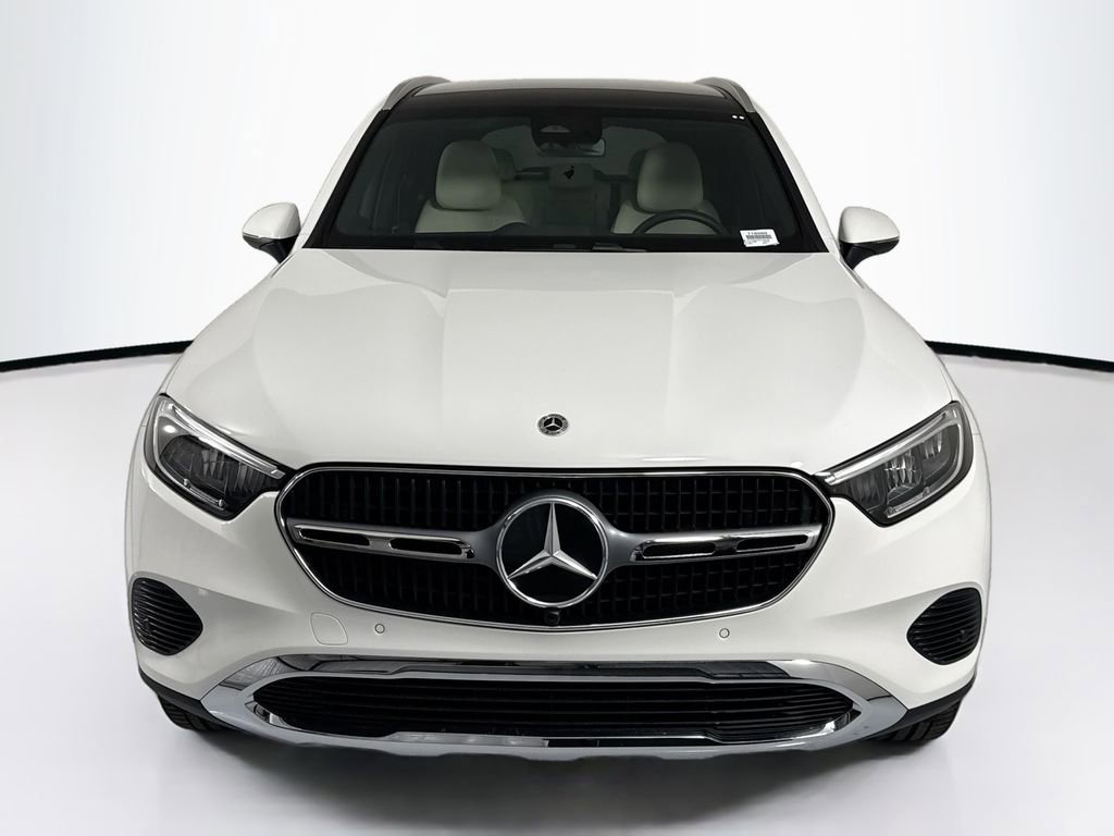 Certified 2026 Mercedes-Benz GLC 300 image 2