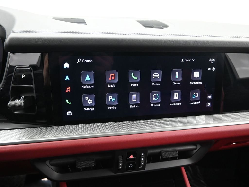 Used 2024 Porsche Cayenne image 15