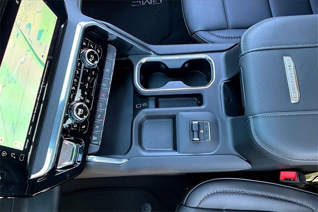 New 2026 GMC Sierra 2500 Denali w/ Denali Reserve Package image 8