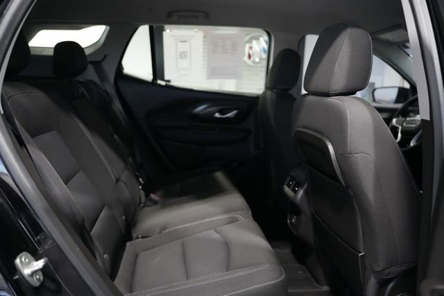 Used 2022 GMC Terrain SLE w/ Driver Convenience Package image 17