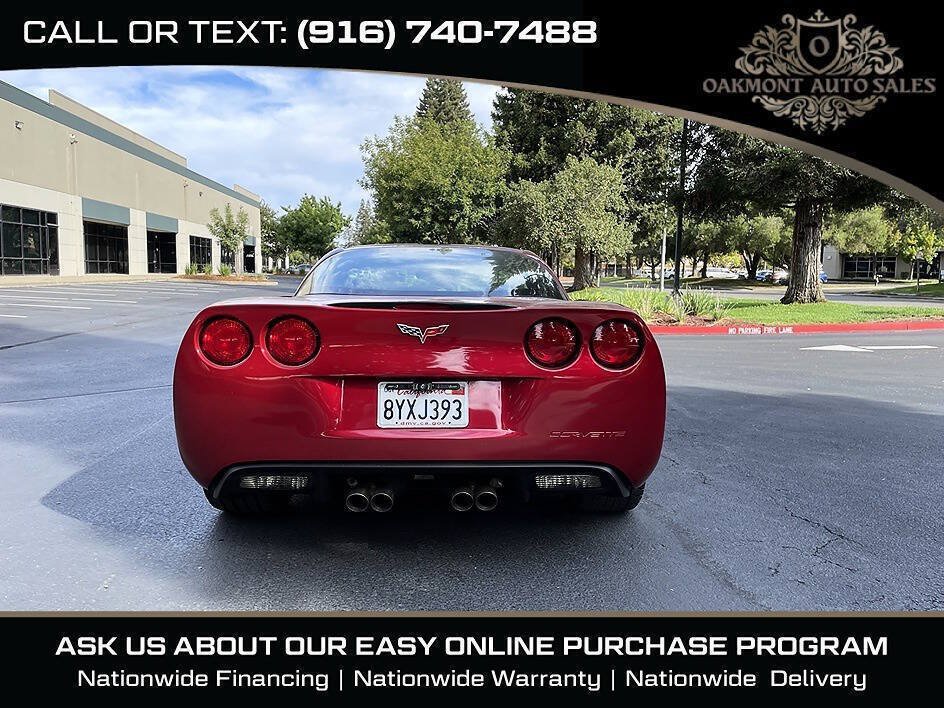 Used 2005 Chevrolet Corvette Coupe w/ Preferred Equipment Group RWD image 10