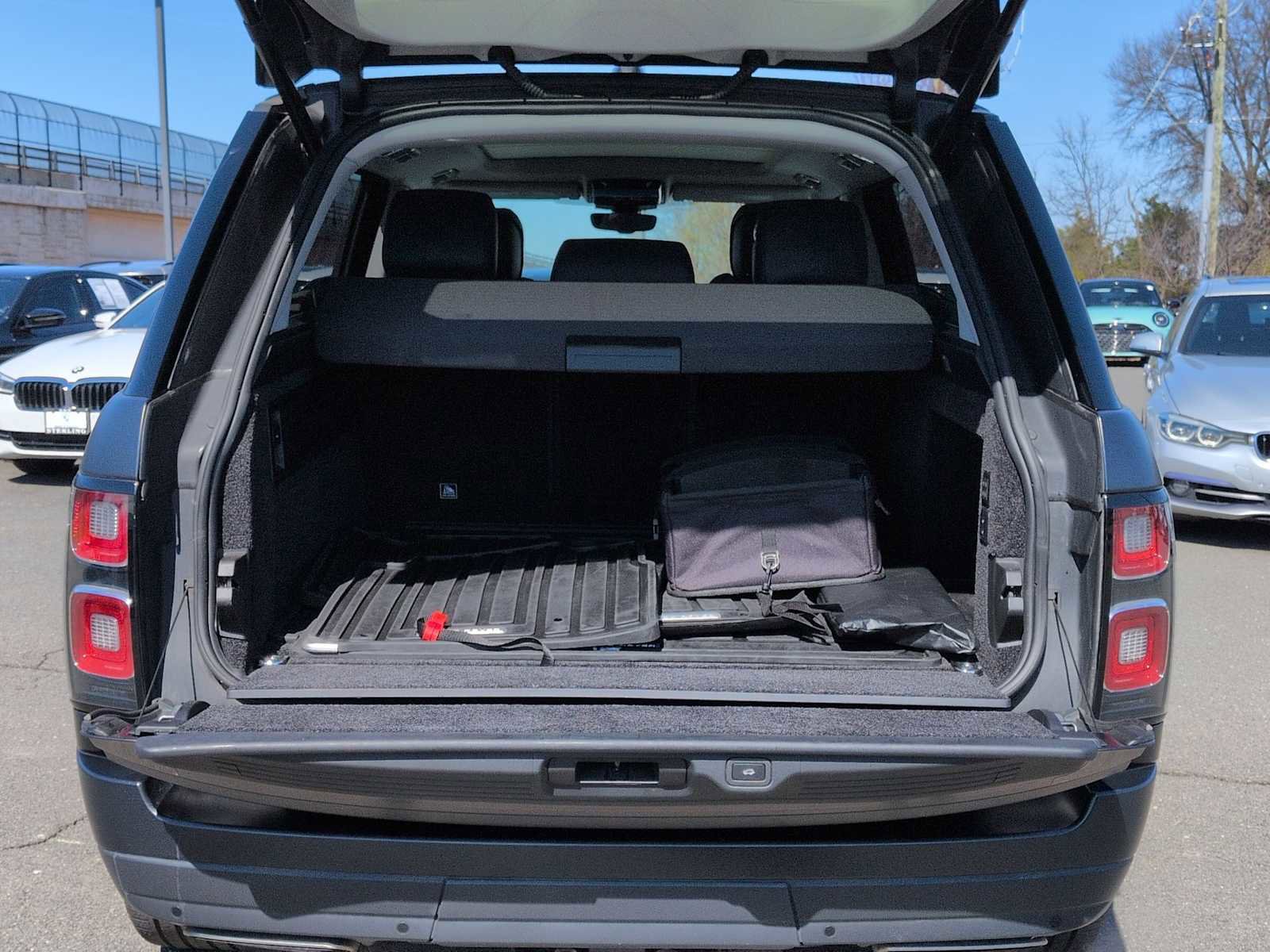 Used 2021 Land Rover Range Rover P525 Westminster Edition LWB image 45