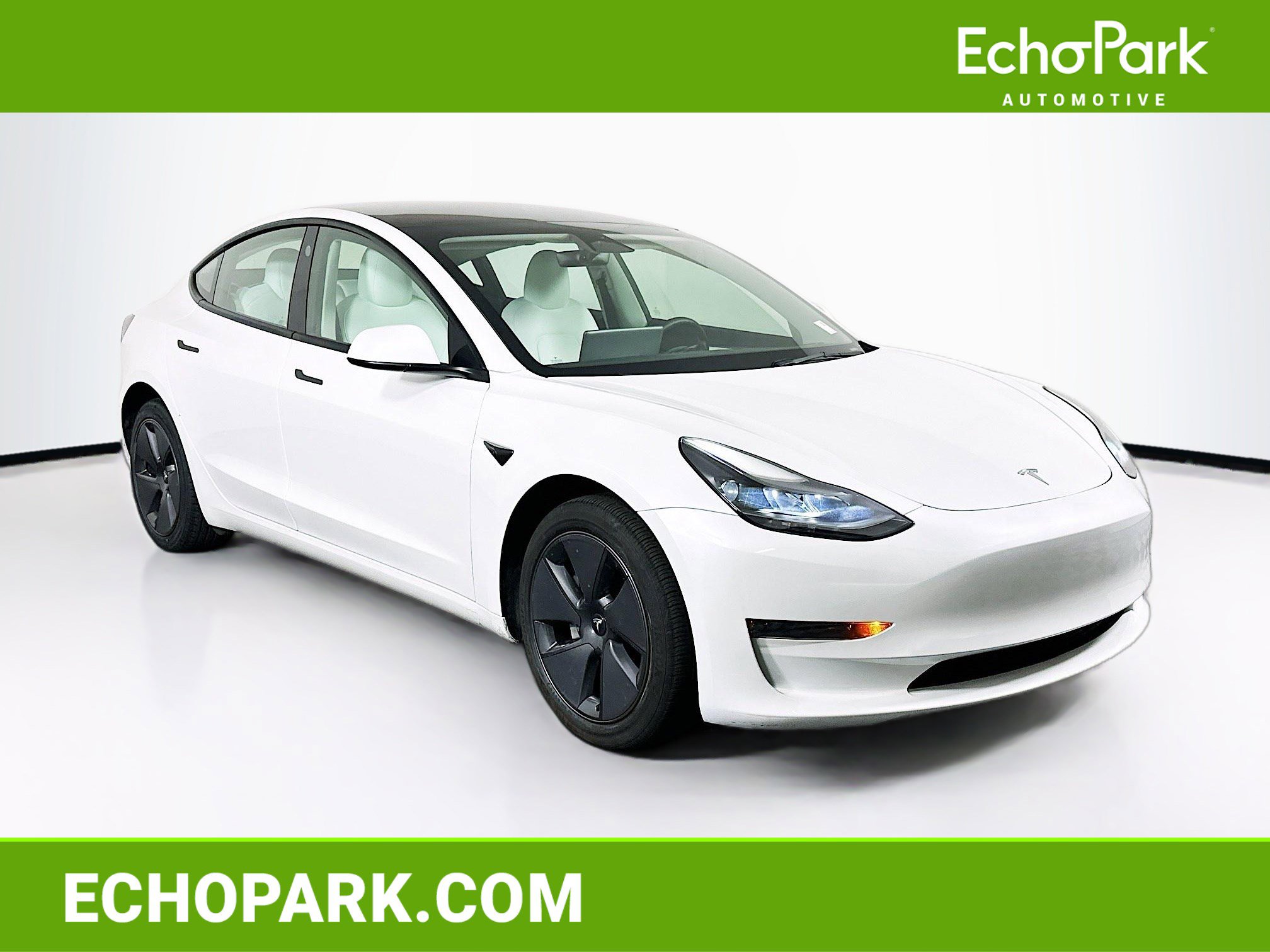 Used 2023 Tesla Model 3 Standard Range RWD image 1