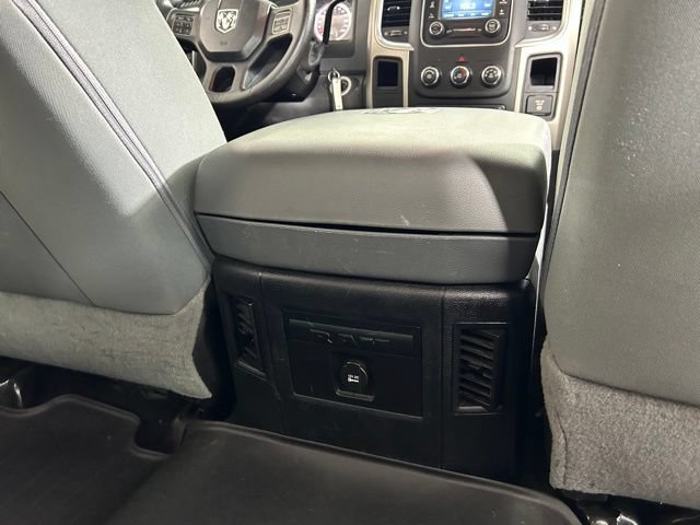Used 2013 RAM 2500 SLT RWD image 21