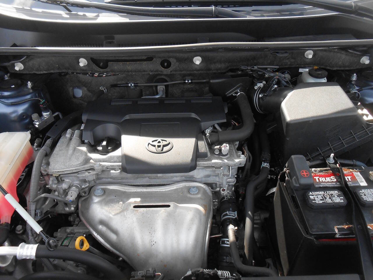 Used 2014 Toyota RAV4 XLE AWD/4WD image 21