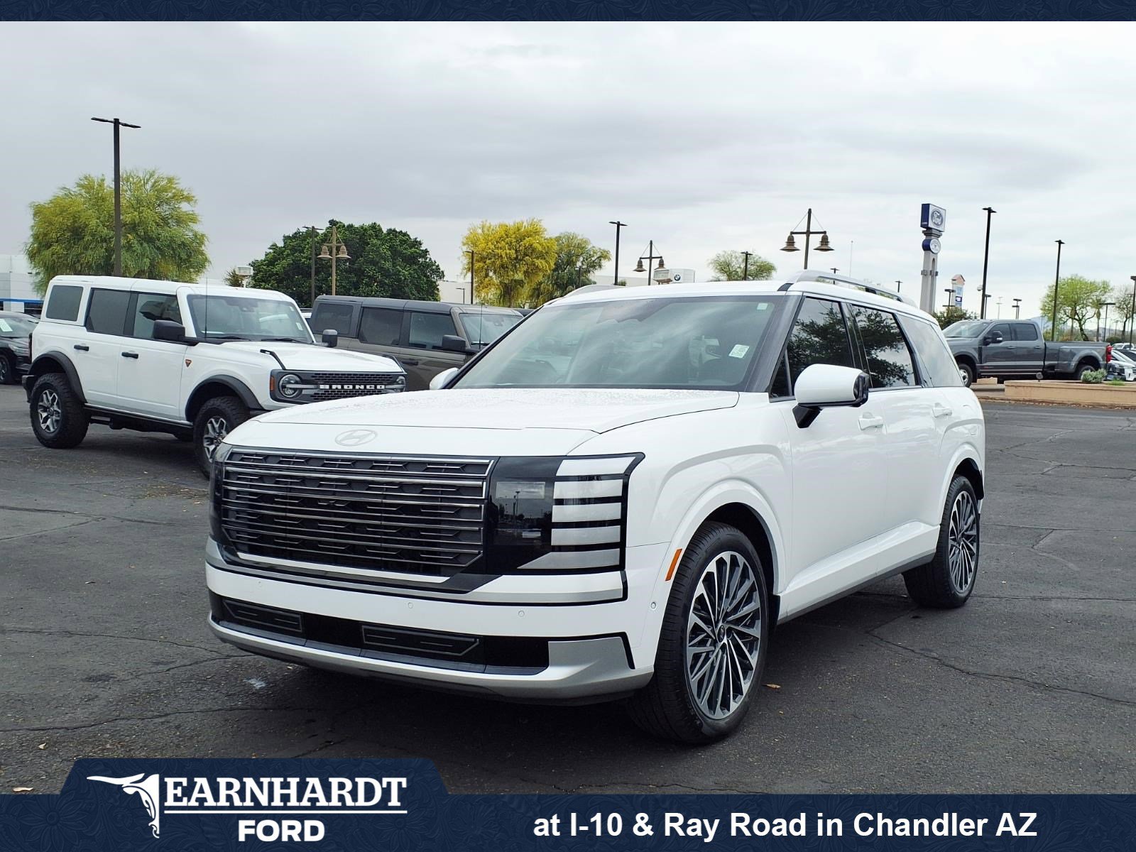 Used 2026 Hyundai Palisade Calligraphy image 1