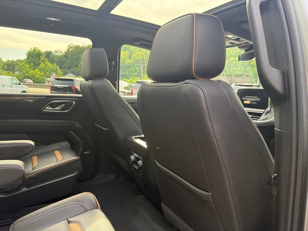 Used 2023 GMC Yukon XL AT4 w/ Technology Package AWD/4WD image 20