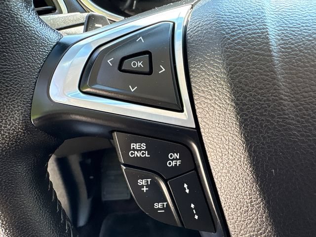 Used 2016 Ford Edge Titanium w/ Equipment Group 301A AWD/4WD image 27