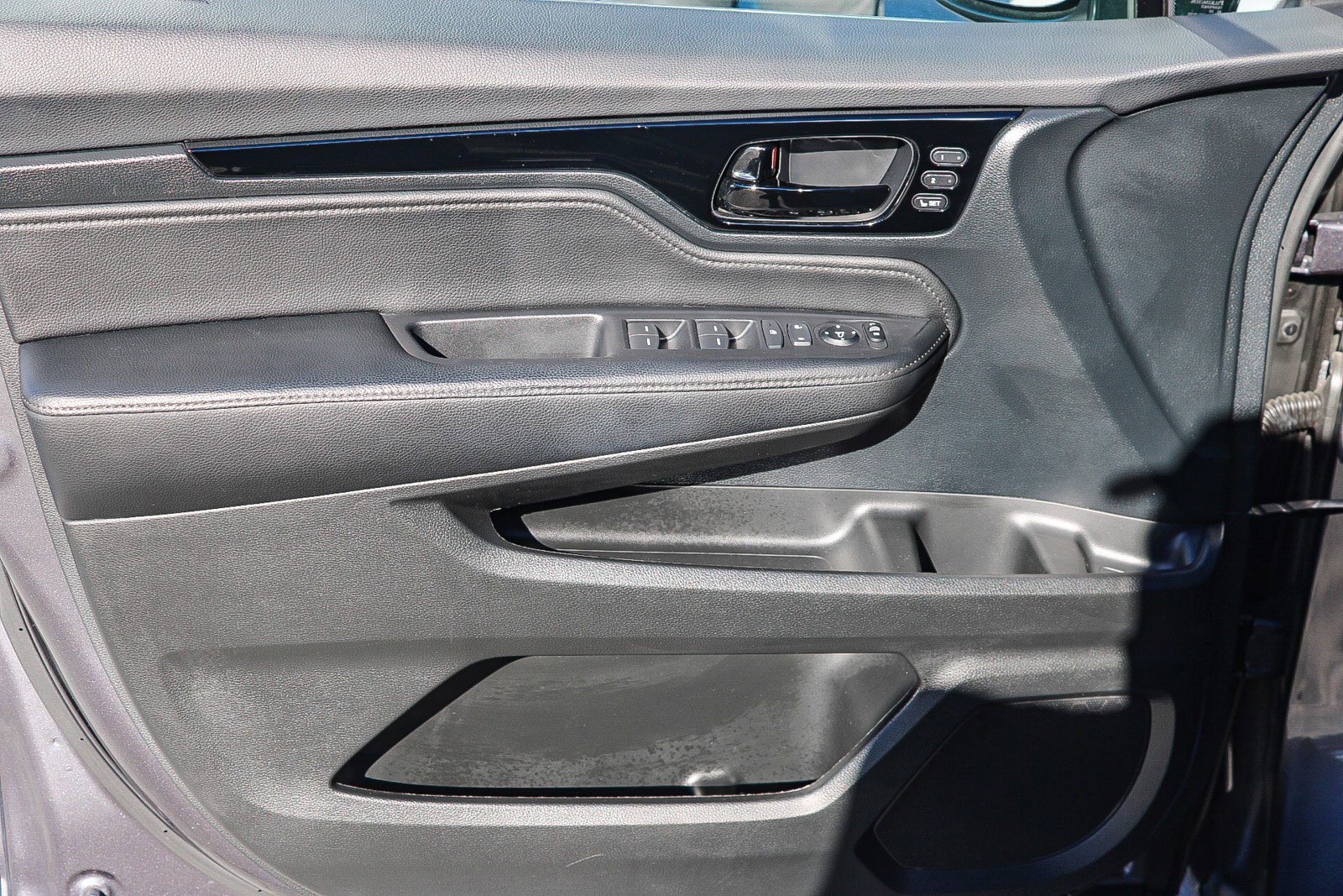 Used 2023 Honda Odyssey Touring image 21