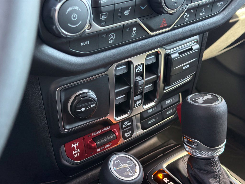 New 2027 Jeep Wrangler Unlimited Rubicon AWD/4WD image 36