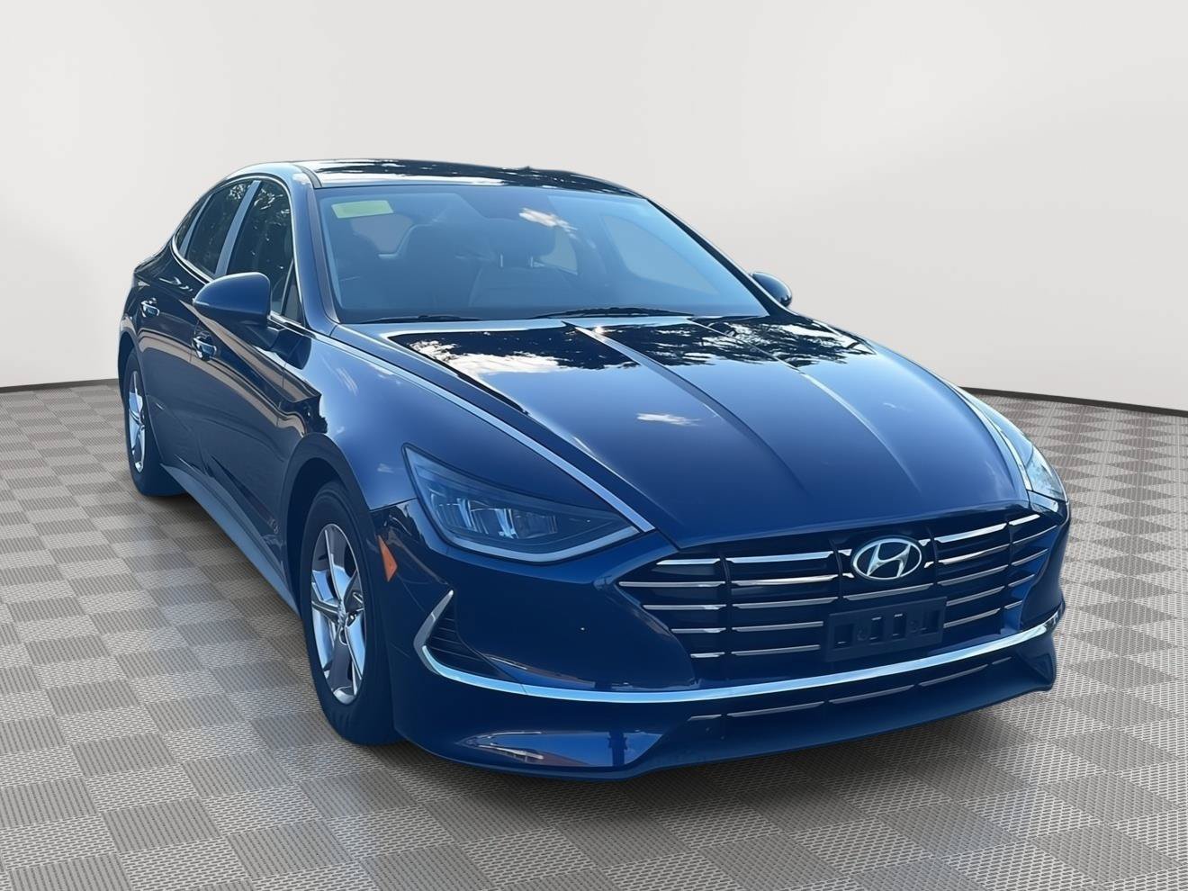 Used 2022 Hyundai Sonata SE FWD image 3