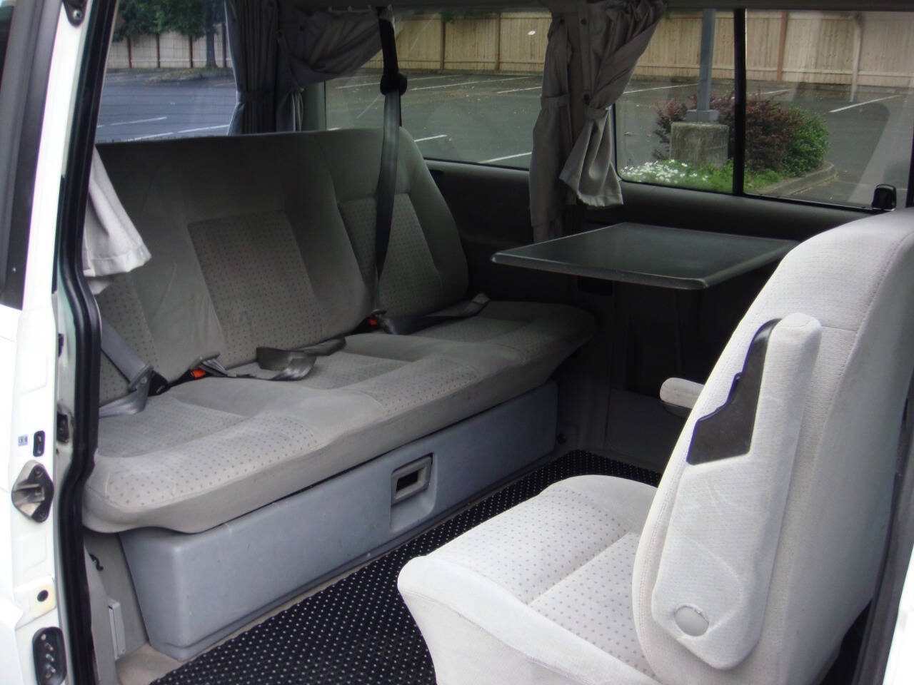Used 2001 Volkswagen Eurovan FWD image 17