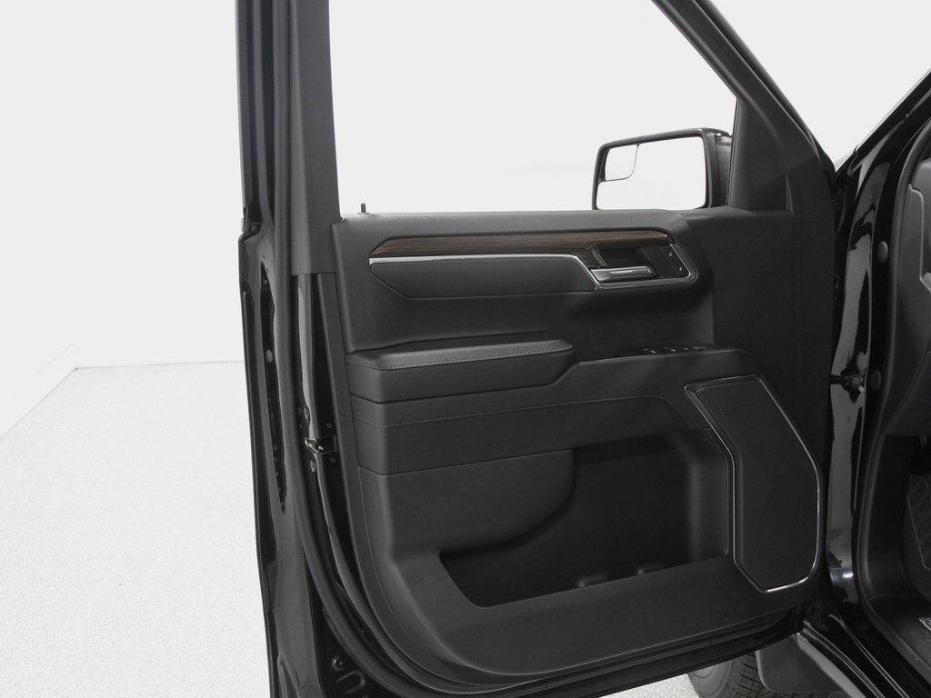 Certified 2024 Chevrolet Silverado 1500 RST image 4