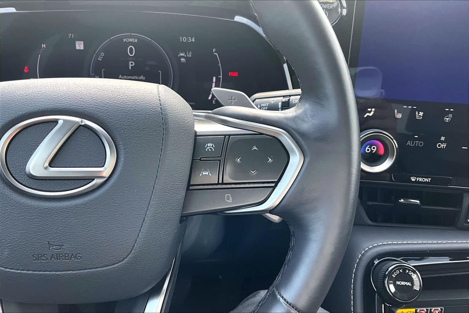 Used 2025 Lexus NX 350h AWD w/ Cold Area Package image 46