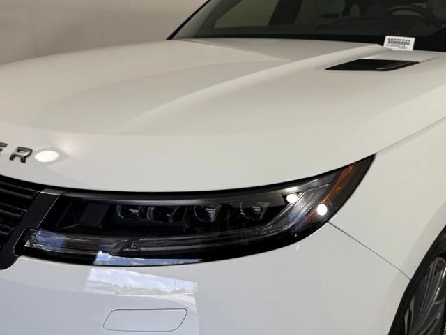 Used 2024 Land Rover Range Rover Sport Dynamic SE AWD/4WD image 8