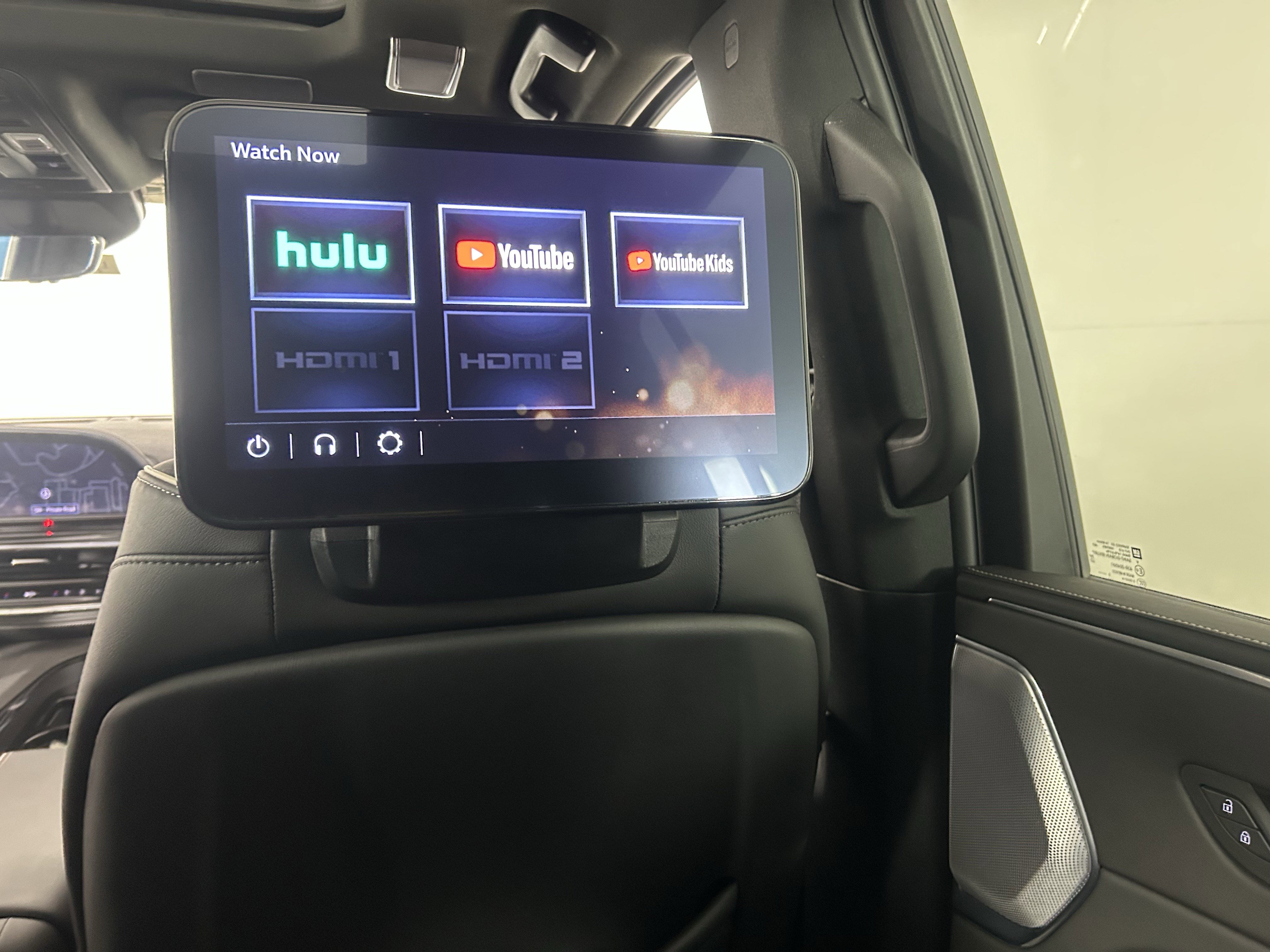 Used 2023 Cadillac Escalade ESV Sport w/ LPO, ONYX Package image 42