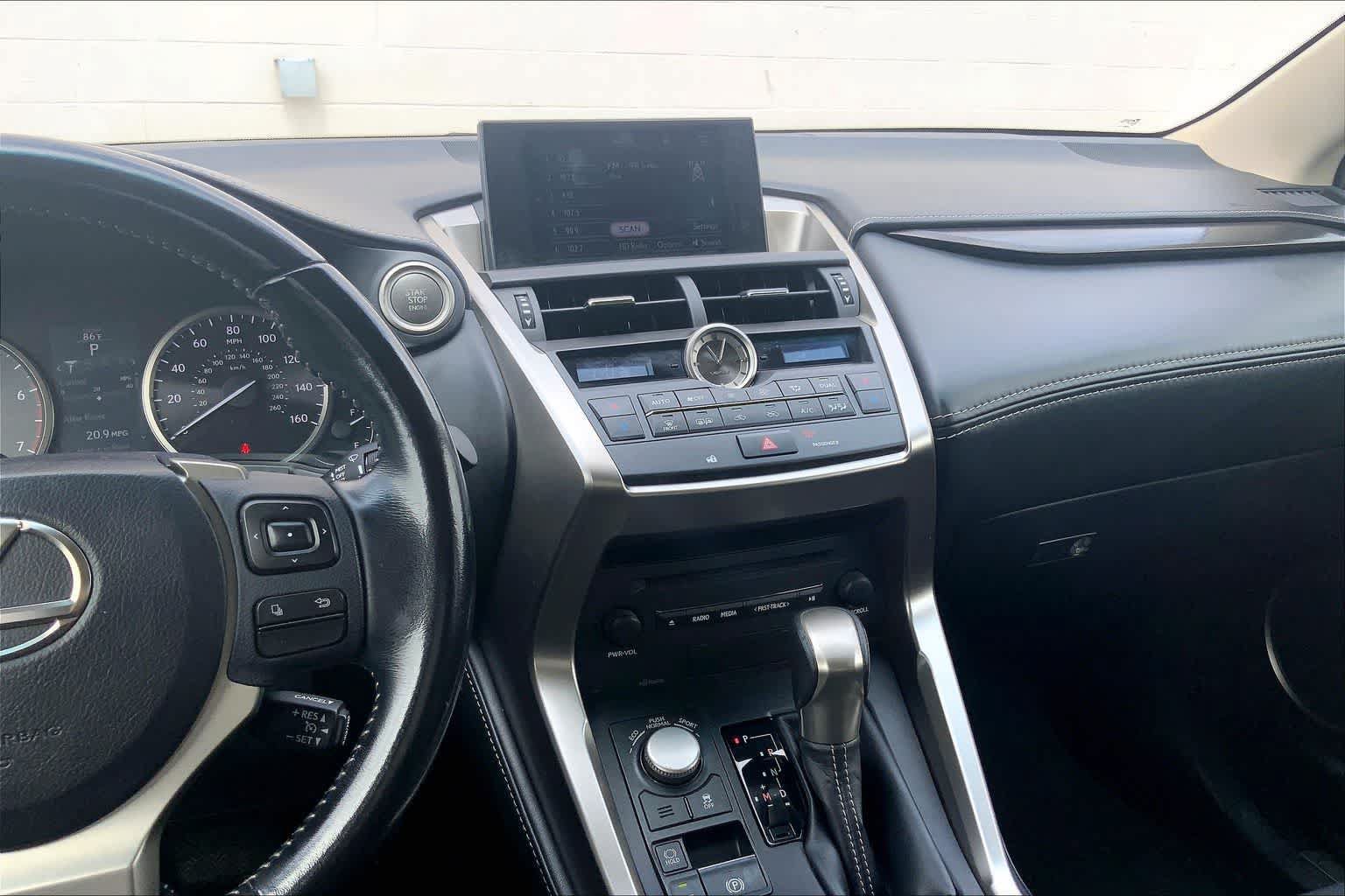 Used 2016 Lexus NX 200t FWD image 15