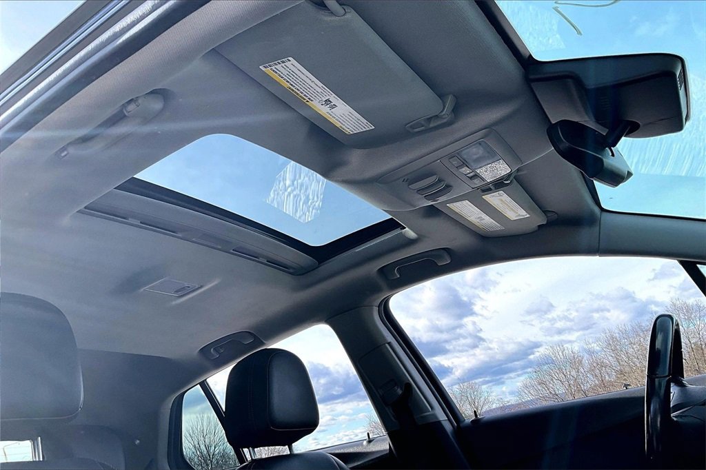 Used 2020 Chevrolet Trax Premier image 20