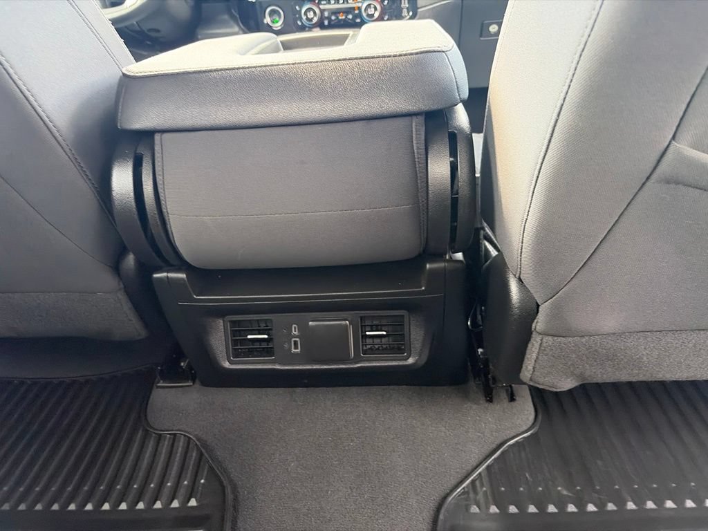 Used 2023 Chevrolet Silverado 1500 LT AWD/4WD image 36