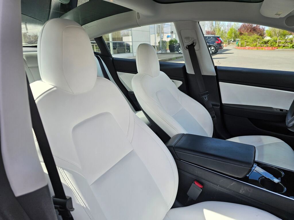Used 2019 Tesla Model 3 Long Range image 12