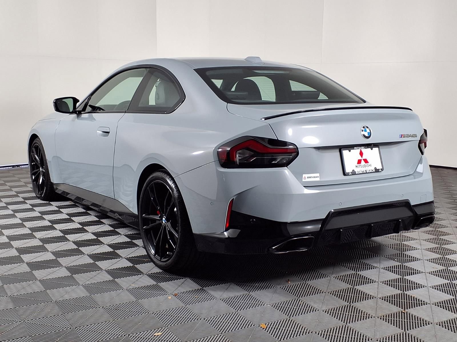 Used 2024 BMW M240i Coupe w/ Premium Package RWD image 5