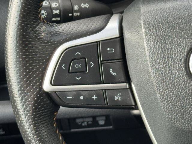 Certified 2025 Toyota Sienna XLE Woodland Edition AWD/4WD image 12