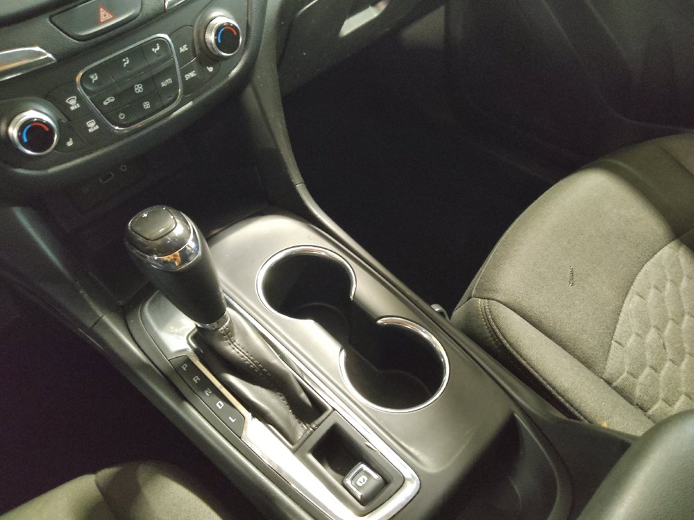Used 2019 Chevrolet Equinox LT FWD image 26