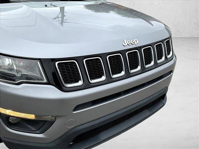 Used 2017 Jeep Compass Latitude w/ Popular Equipment Group image 27