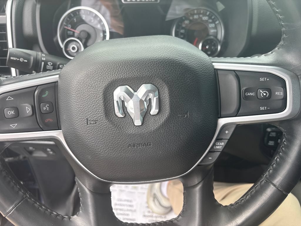Used 2022 RAM 1500 Big Horn AWD/4WD image 16