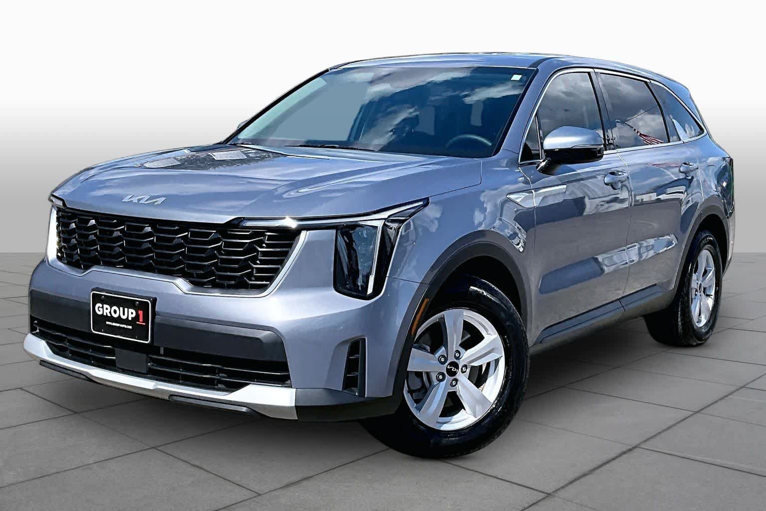 Used 2025 Kia Sorento LX FWD image 35