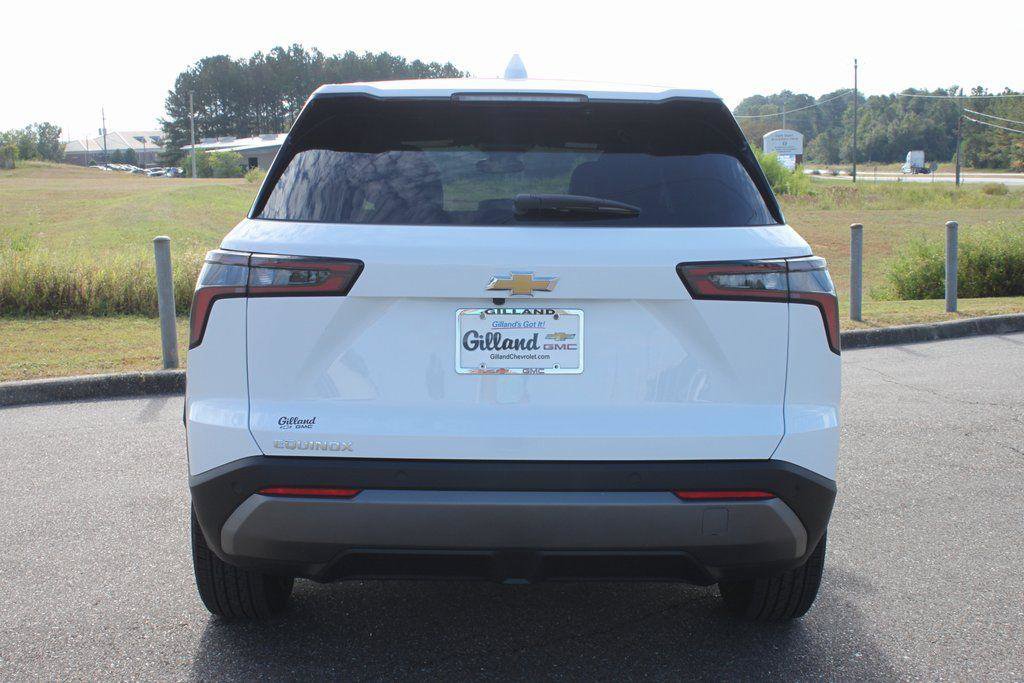 New 2026 Chevrolet Equinox LT w/ Convenience Package II image 17