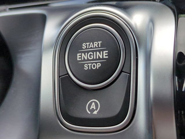 New 2026 Mercedes-Benz GLB 250 image 28