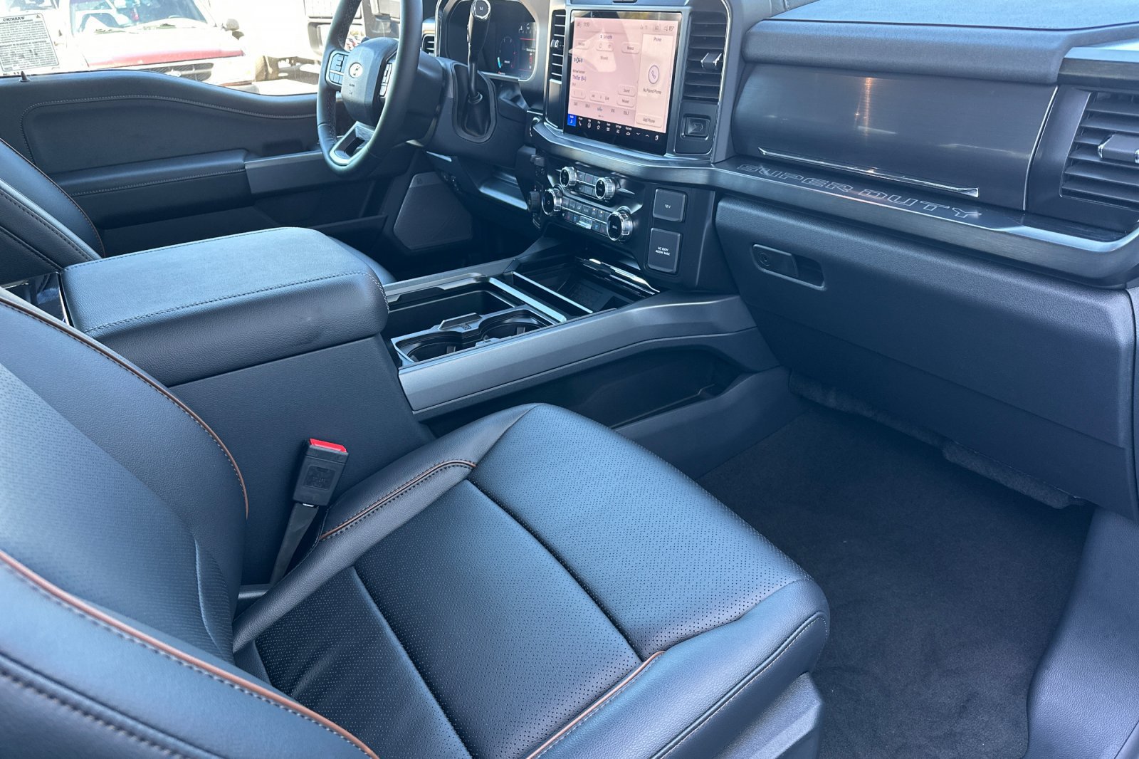 New 2026 Ford F350 Lariat w/ Black Appearance Package AWD/4WD image 17