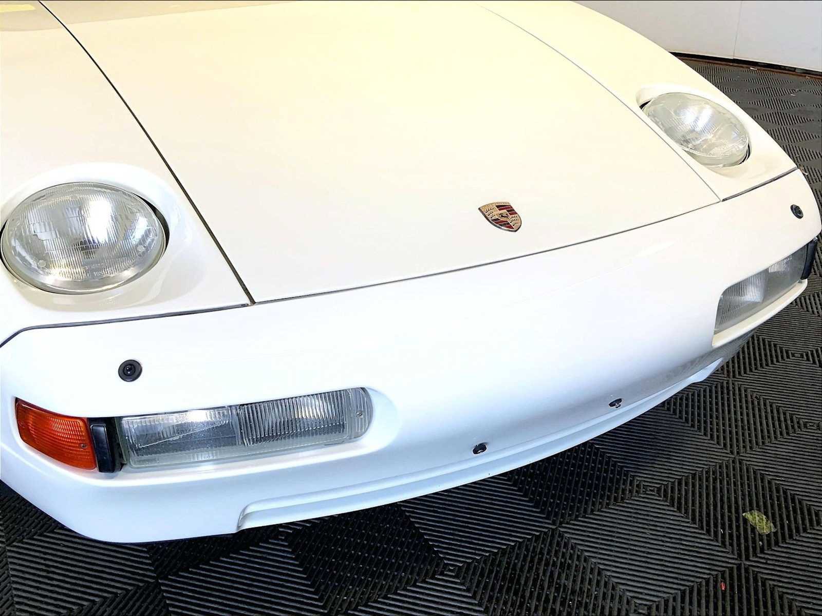 Used 1991 Porsche 928 S4 RWD image 34
