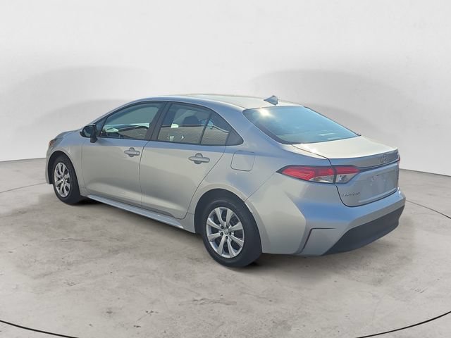 Used 2024 Toyota Corolla LE FWD image 3