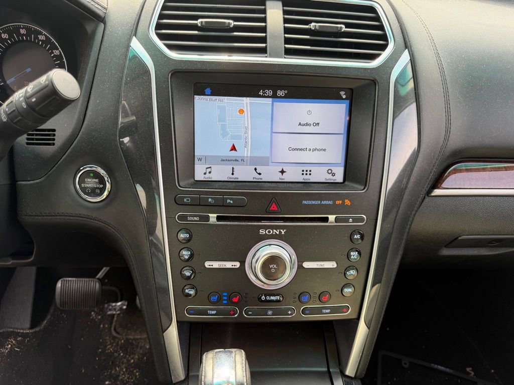Used 2017 Ford Explorer Platinum AWD/4WD image 29