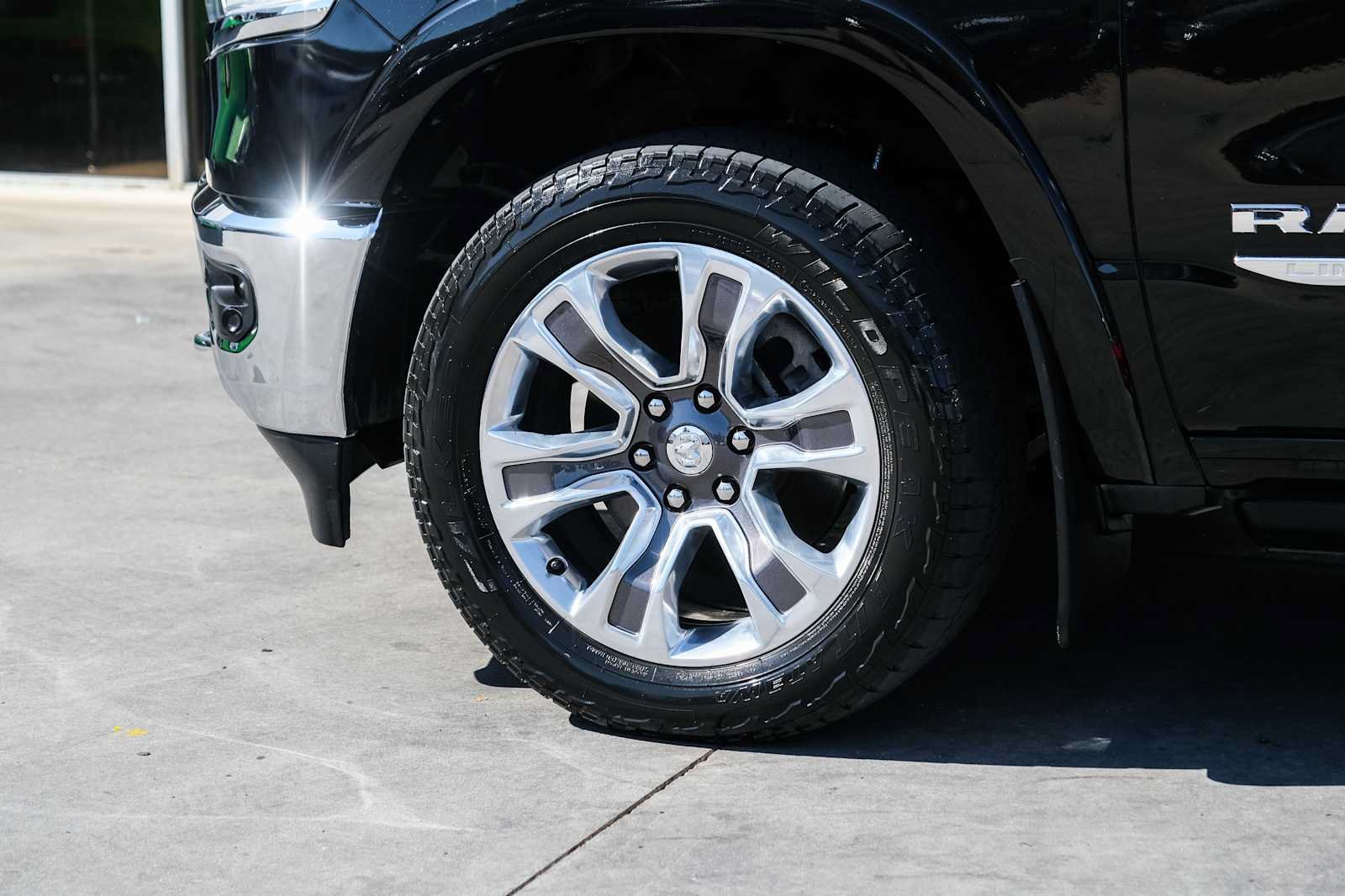 Used 2022 RAM 1500 Limited AWD/4WD image 21