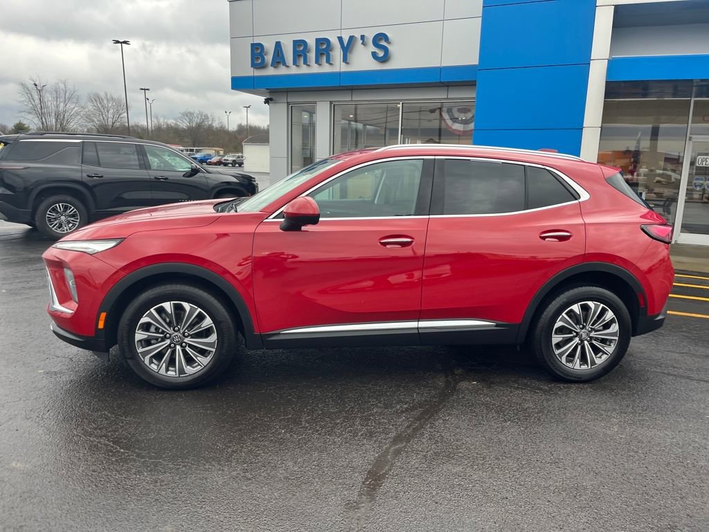 Used 2025 Buick Envision Preferred image 2