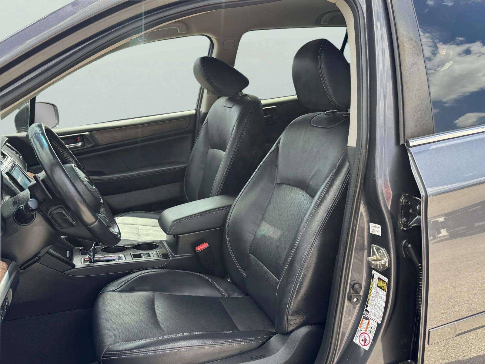 Used 2019 Subaru Outback 2.5i Limited AWD/4WD image 16