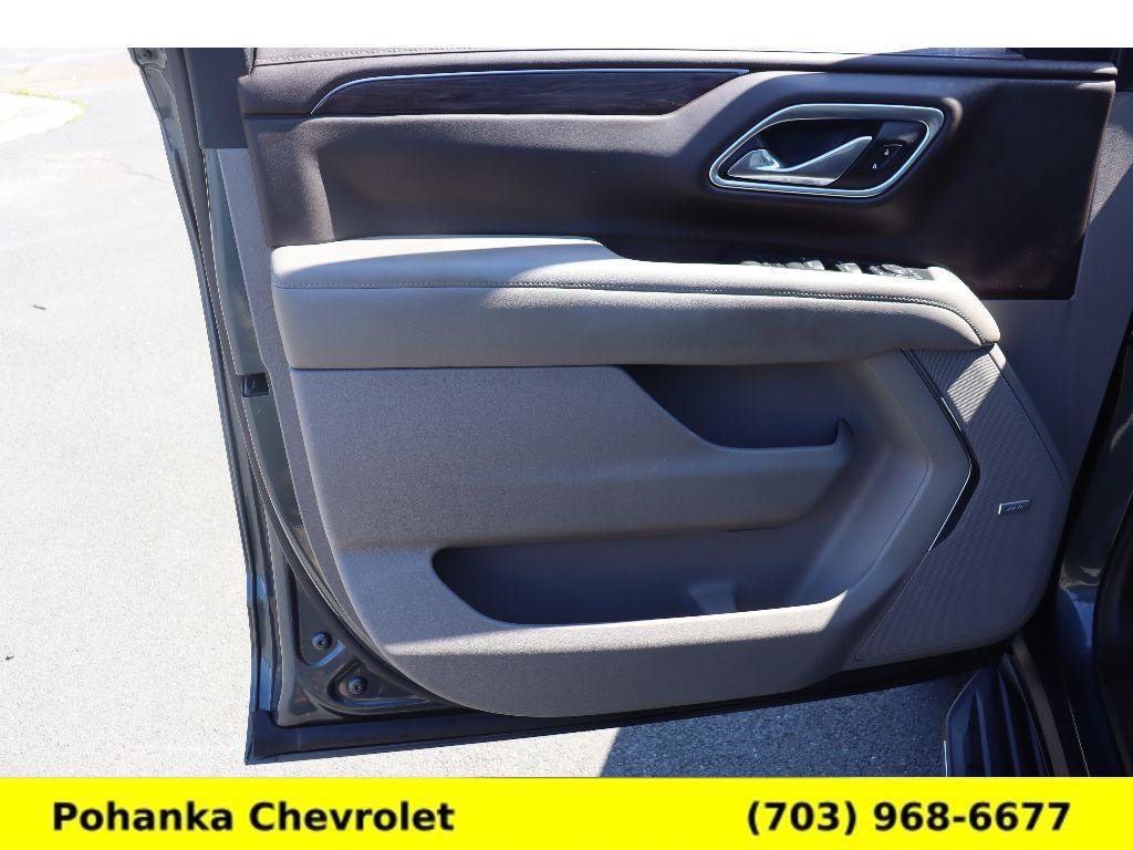 Used 2021 Chevrolet Tahoe LT w/ LT Signature Plus Package AWD/4WD image 24