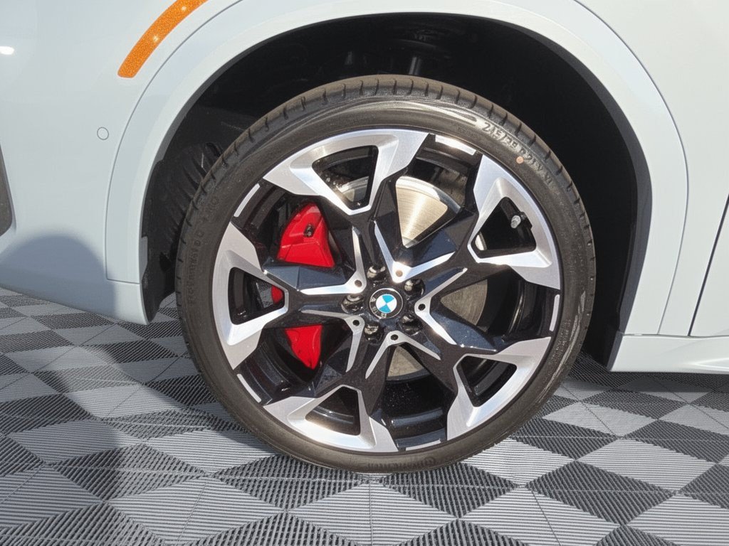 New 2027 BMW X2 xDrive28i w/ Technology Package AWD/4WD image 13