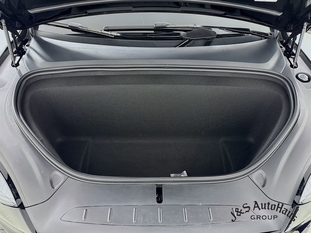 Used 2026 Tesla Model X Plaid image 39