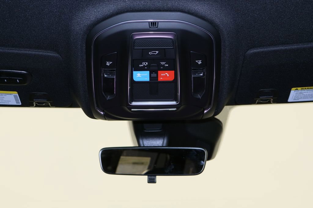 New 2025 Jeep Grand Cherokee Limited image 25