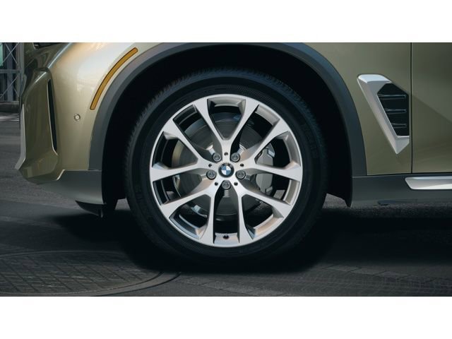 New 2026 BMW X5 xDrive40i w/ Climate Comfort Package image 7