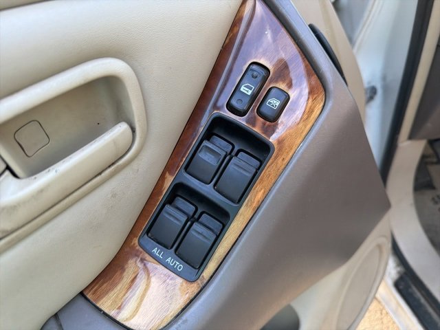 Used 1999 Lexus RX 300 4WD image 11