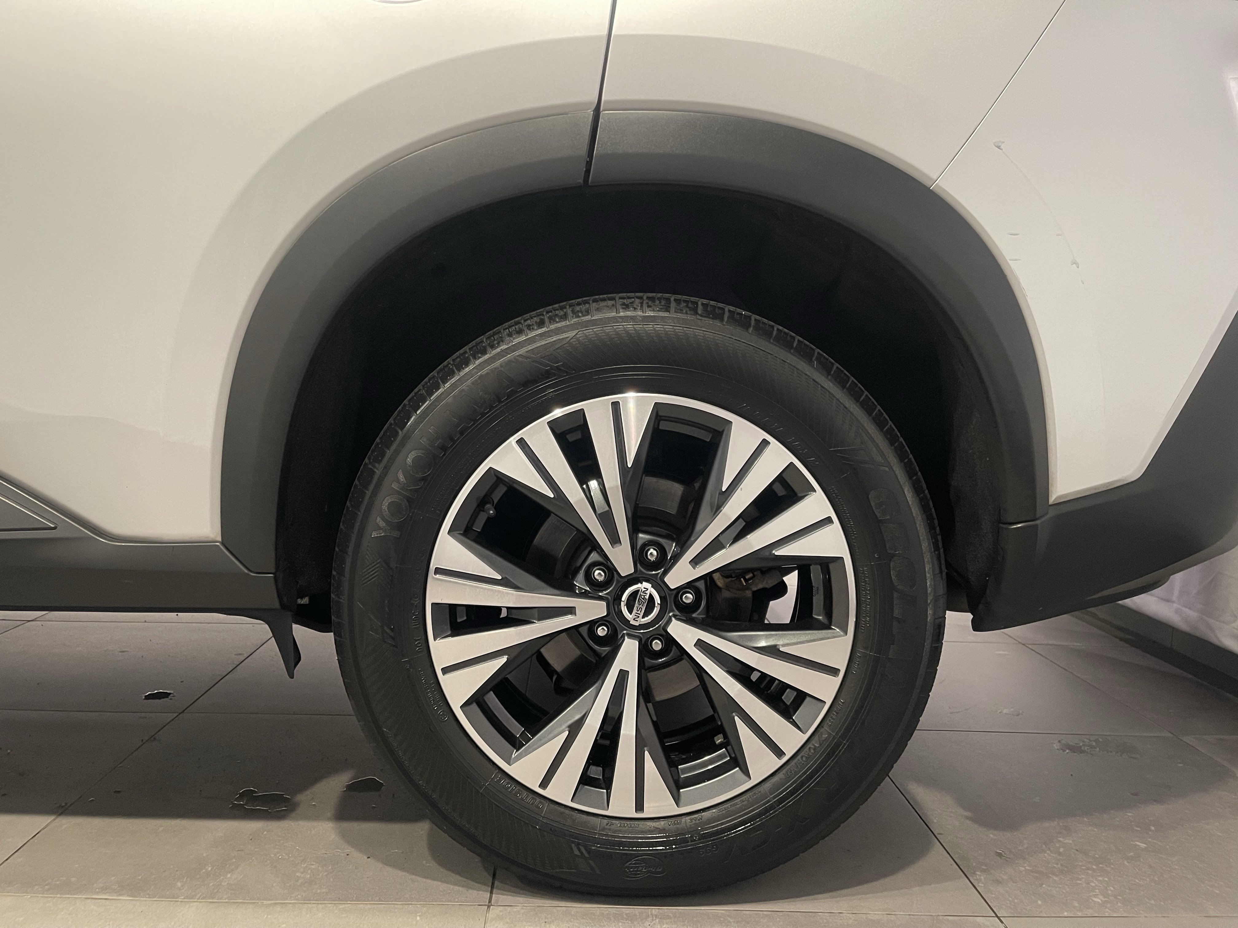 Used 2021 Nissan Rogue SV AWD/4WD image 8