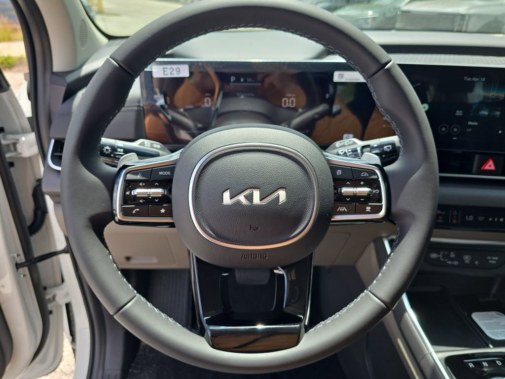 New 2026 Kia Carnival EX image 30